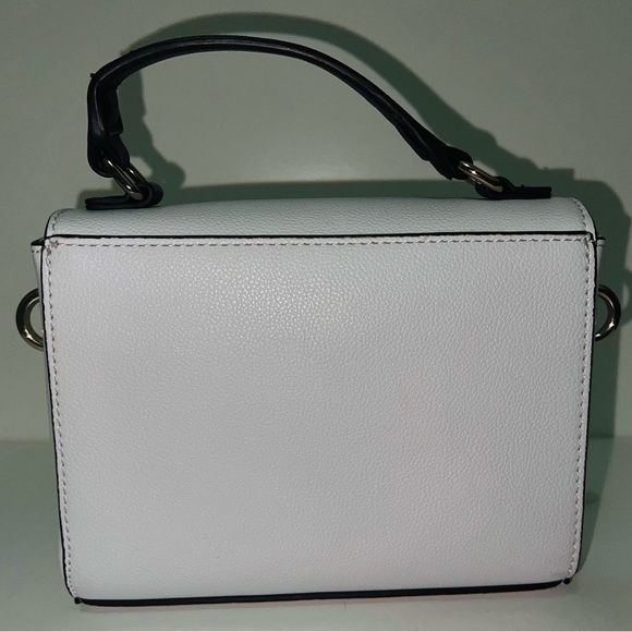 Guess hand bag - Picture 2 of 5